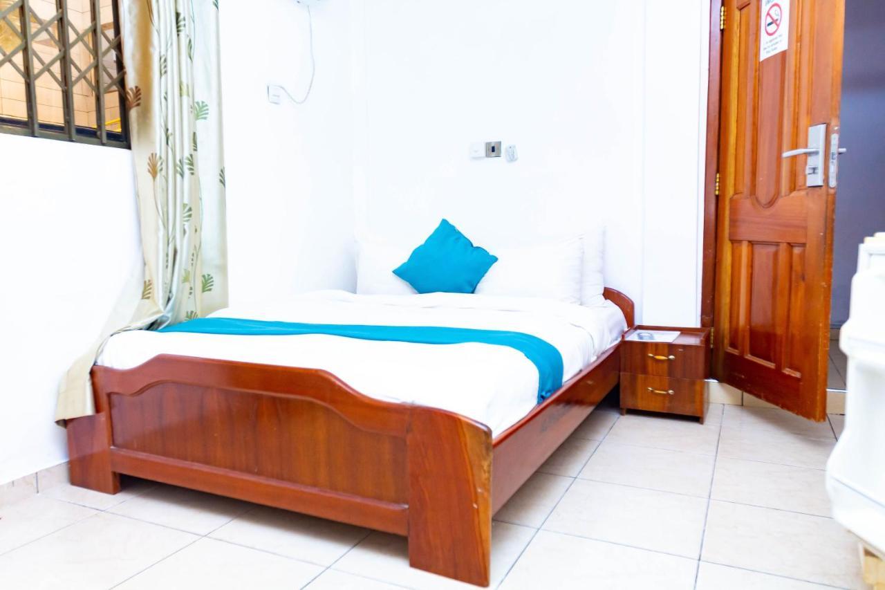 Sky Plus Hotel & Resort Ho Bagian luar foto