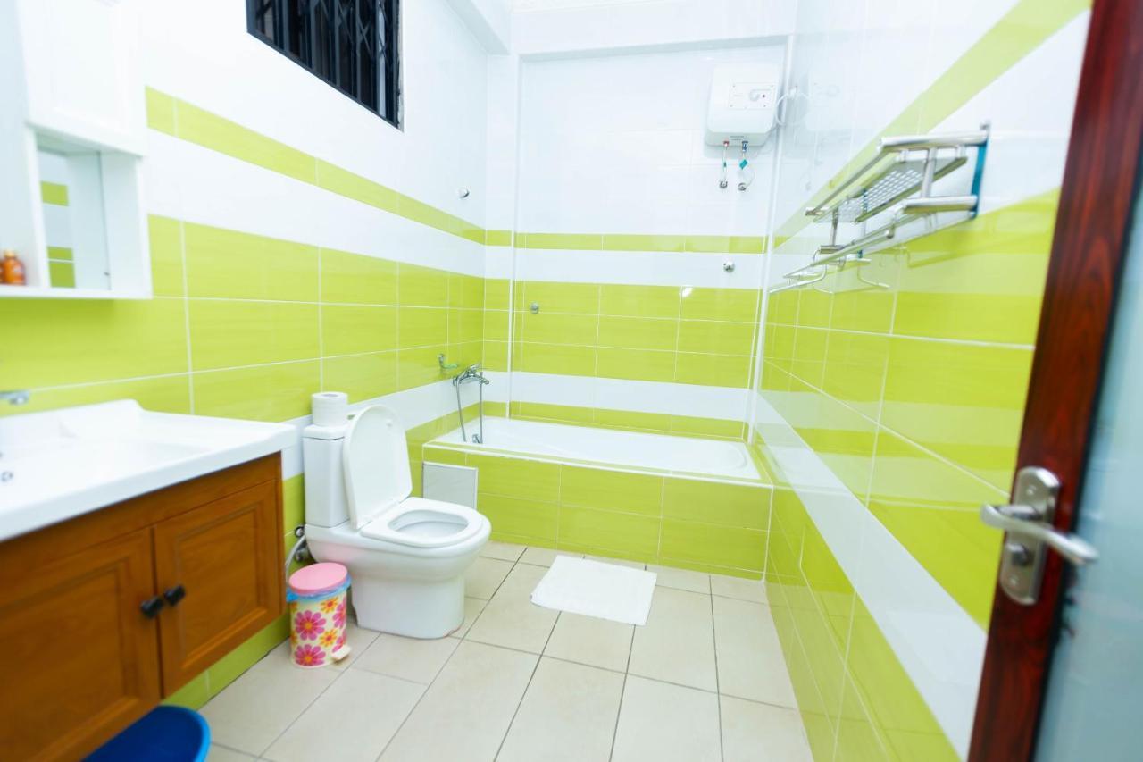Sky Plus Hotel & Resort Ho Bagian luar foto