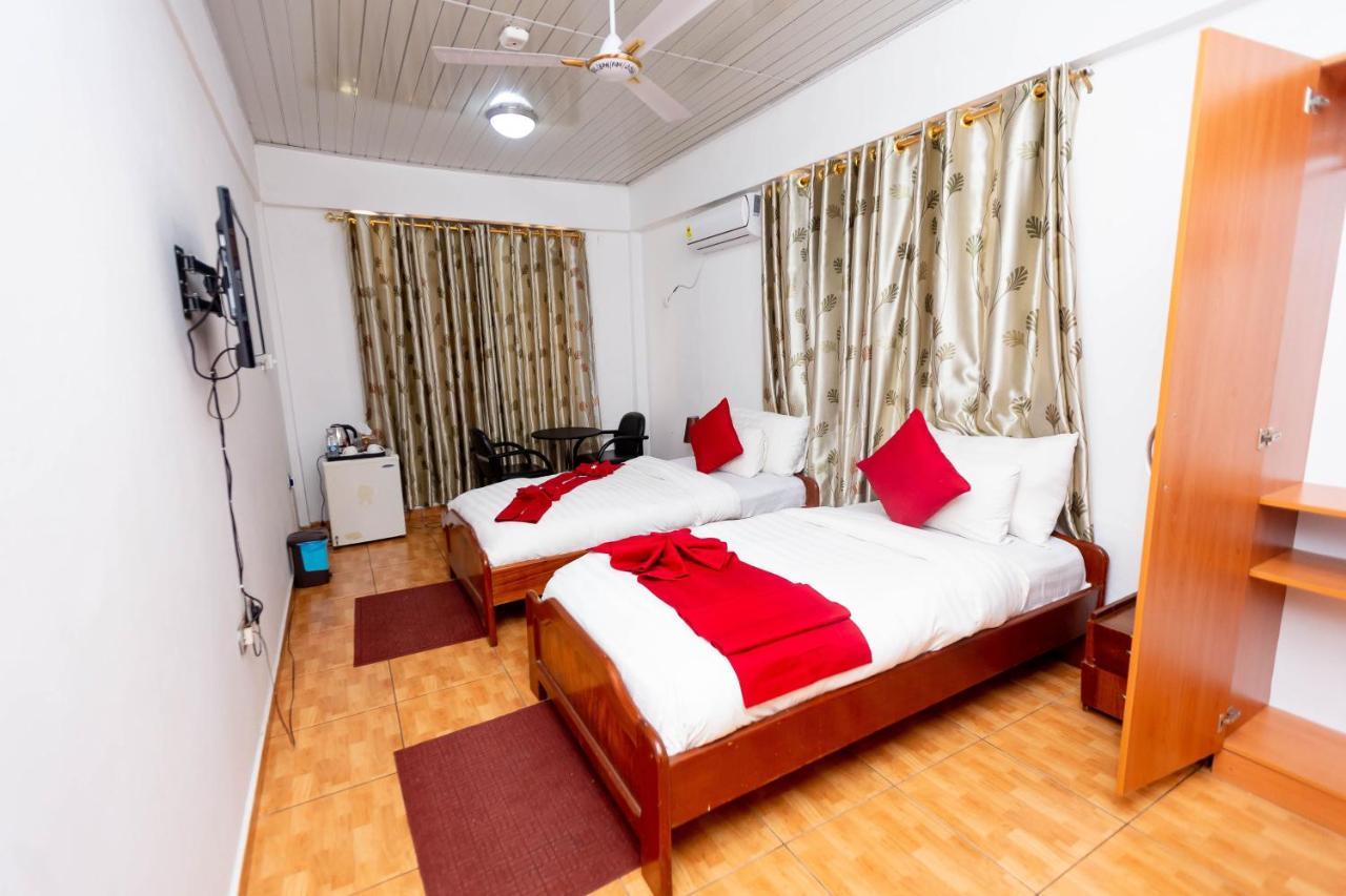 Sky Plus Hotel & Resort Ho Bagian luar foto